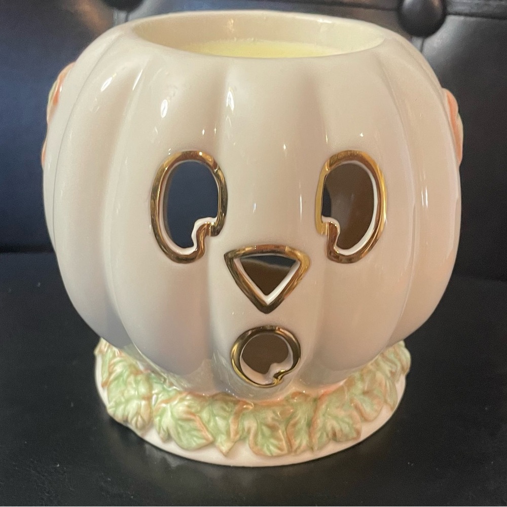 Lenox Halloween Pumpkin Tart Warmer - Cream and Gold